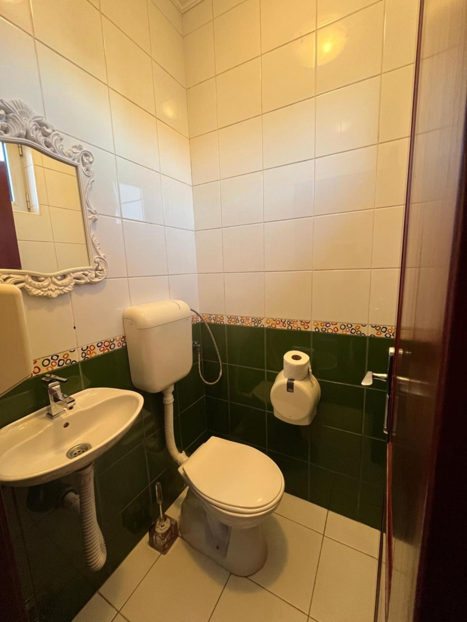 Airport Sky Apartments Lux II Belgrado Quarto foto